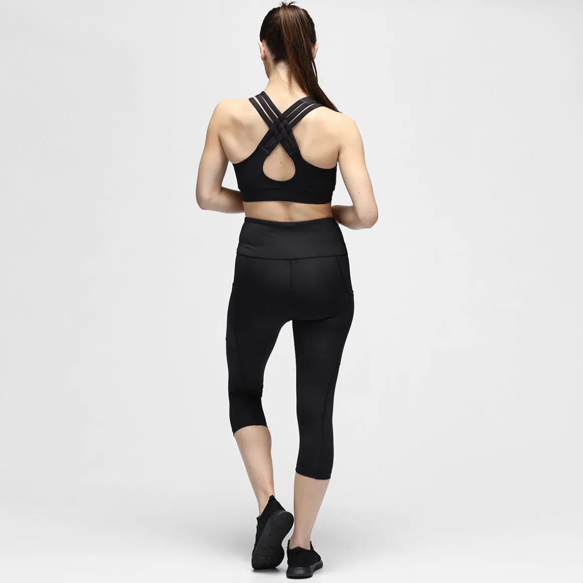 Black Diamond Luxe Capri With Pockets