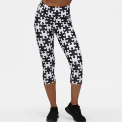 Monochrome Jigsaw Capri