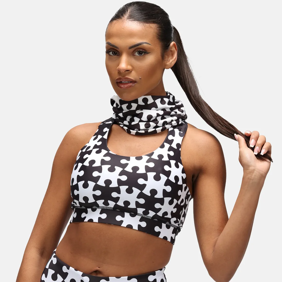 Monochrome Jigsaw TikiTube