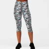 Monochrome Quill Capri