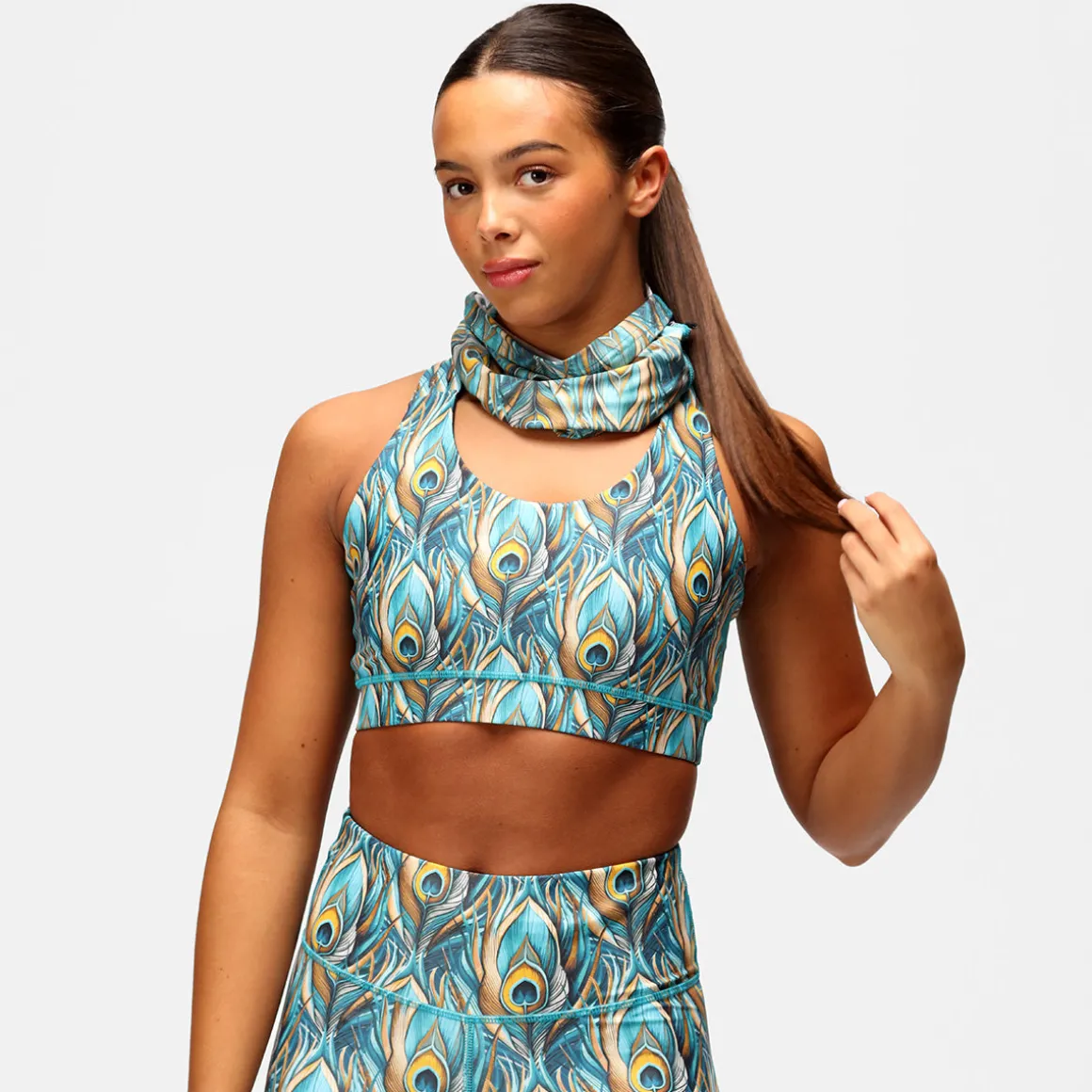 Pretty In Peacock TikiTube